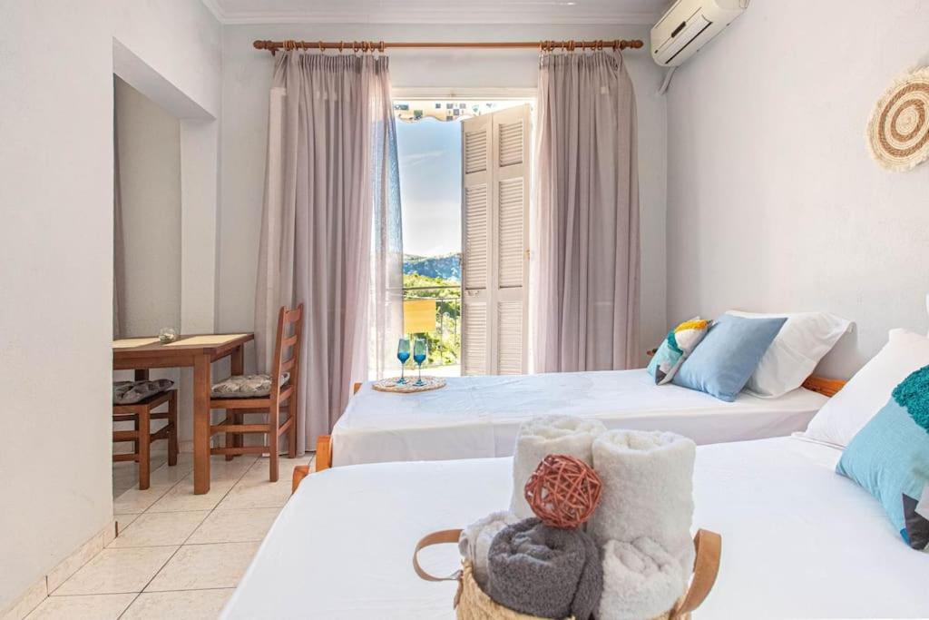 Apartment Blue Maraci 2 - Sea View, Kitchen, Access